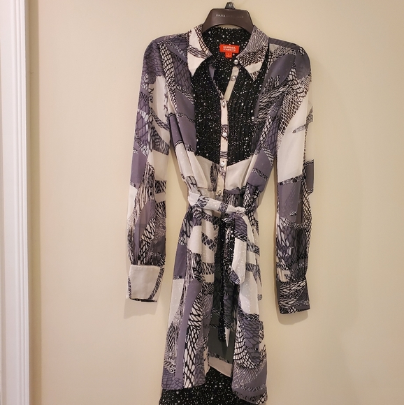 KIRNA ZABETE BLACK/ WHITE STAR PRINT DRESS - Picture 5 of 6